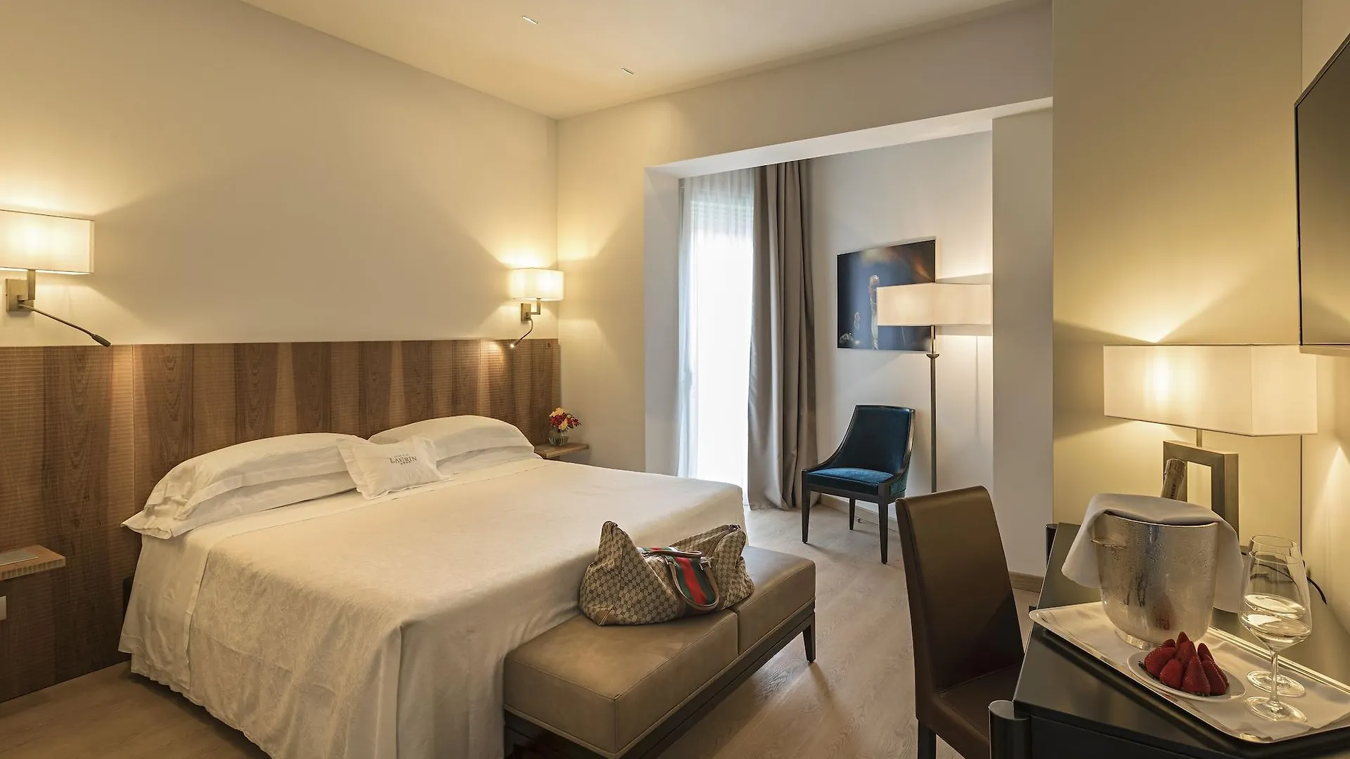 Hotel Laurin Salò 4*,