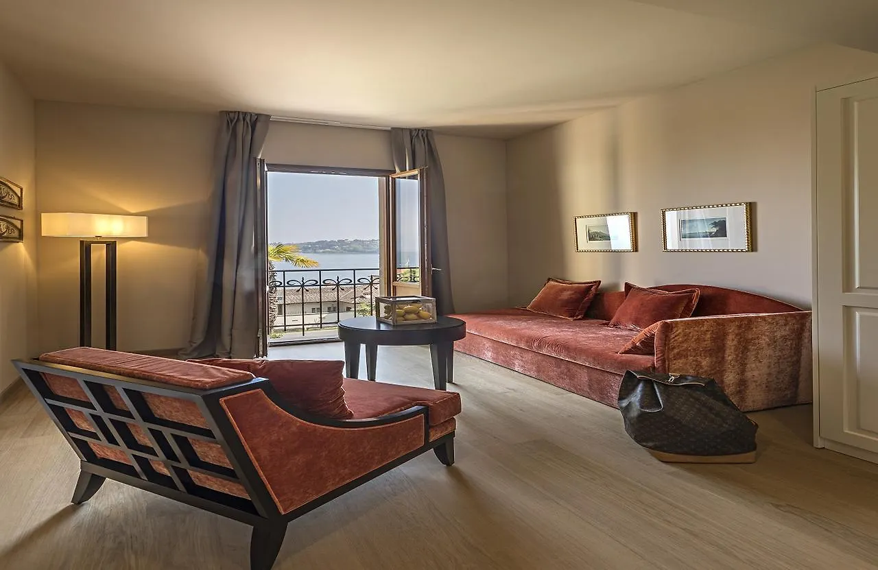 Hotel Laurin Salo 4*,  Italy
